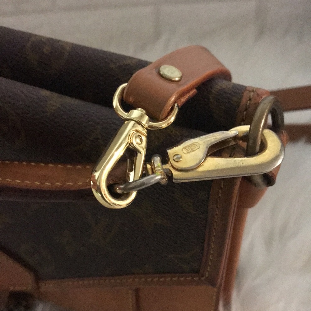 💎✨RETIRED✨💎 VINTAGE CROSSBODY LOUIS VUITTON BAG - Picture 10 of 16